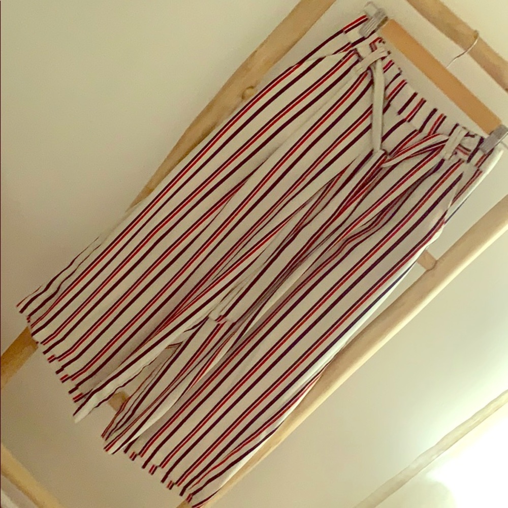 Striped Gaucho elastic band pants